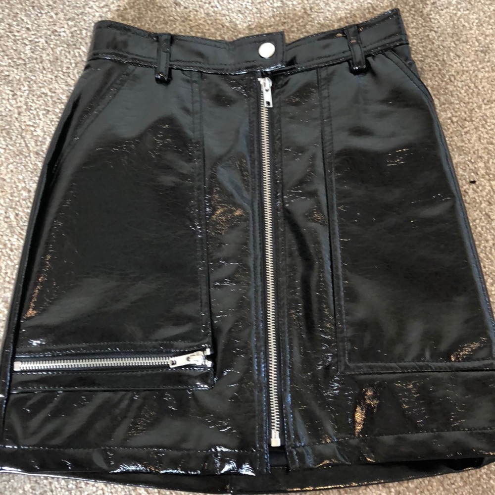 Urban outfitters glossy leather skirt size xs
